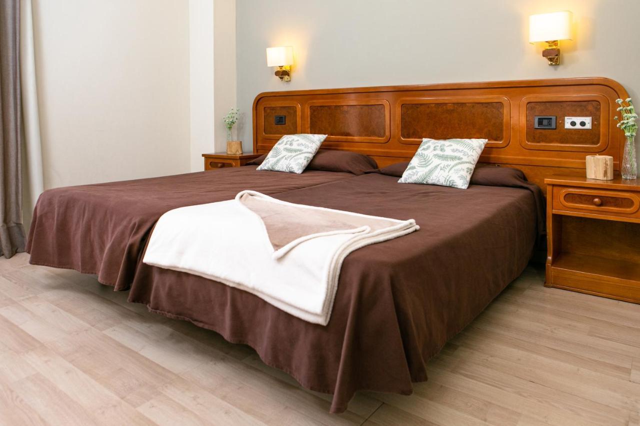 Hotel Snoe Condes Del Pallars Rialp Extérieur photo