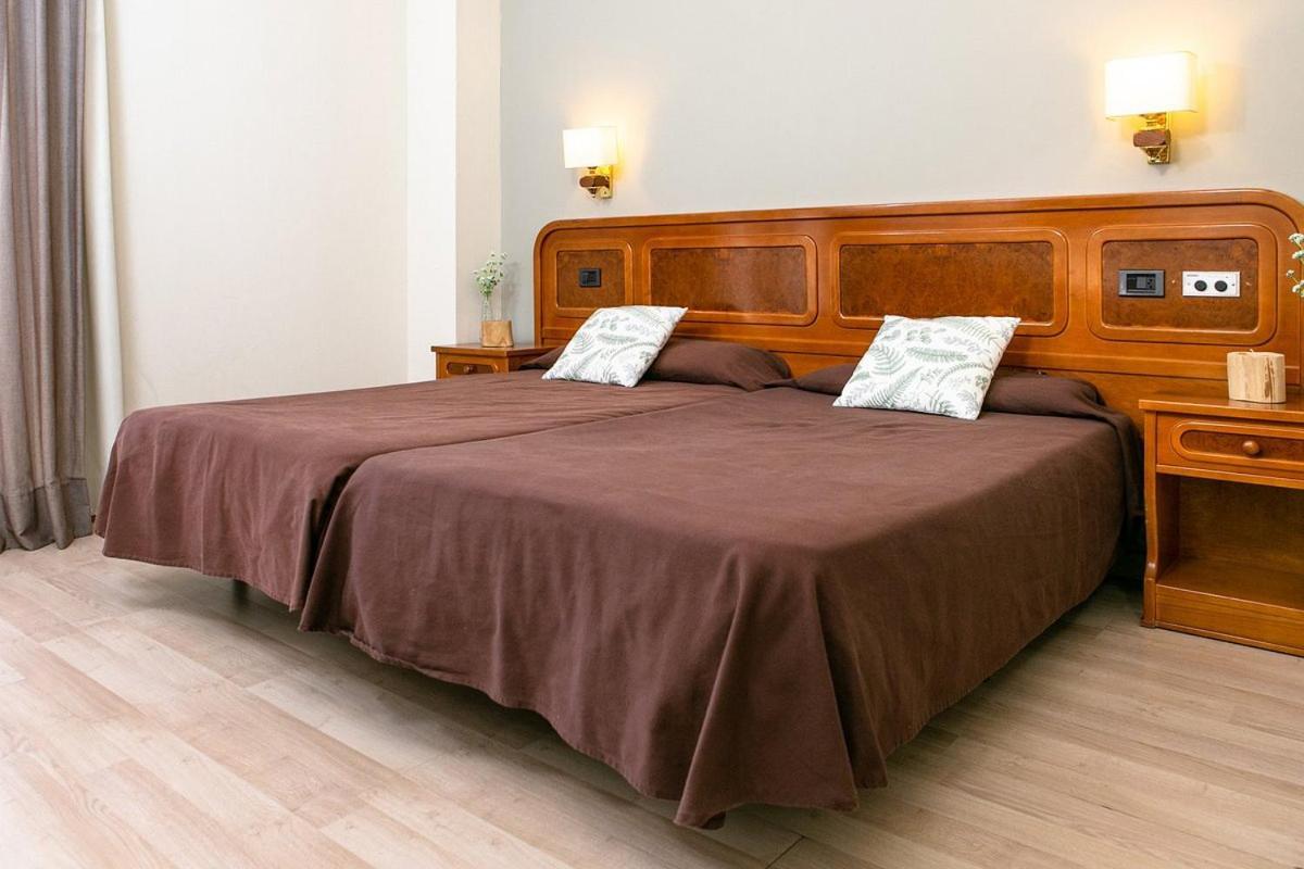 Hotel Snoe Condes Del Pallars Rialp Extérieur photo